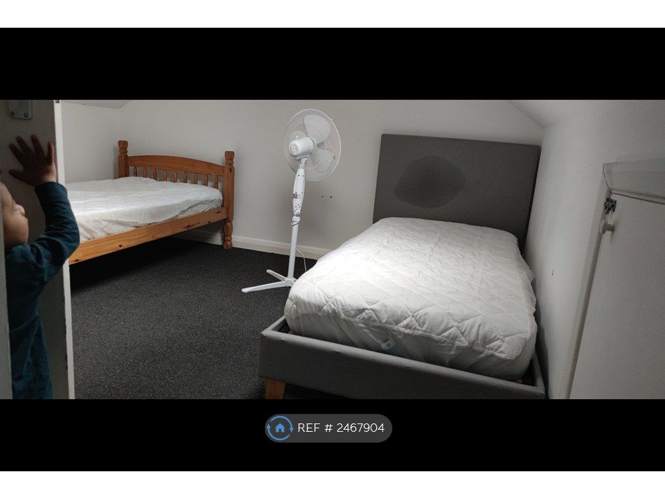 Property photo 2 of 3