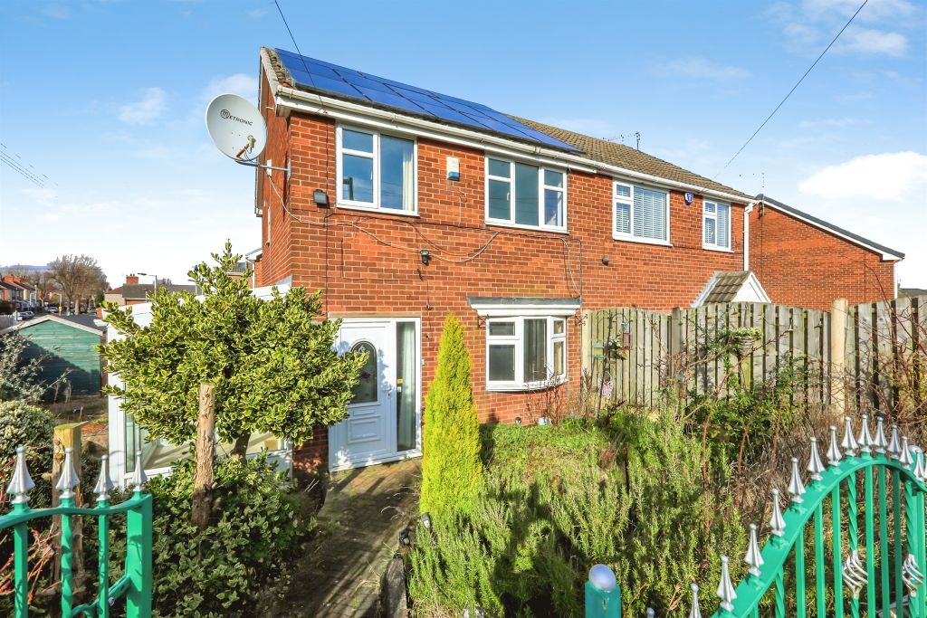 Property photo 1 of 17