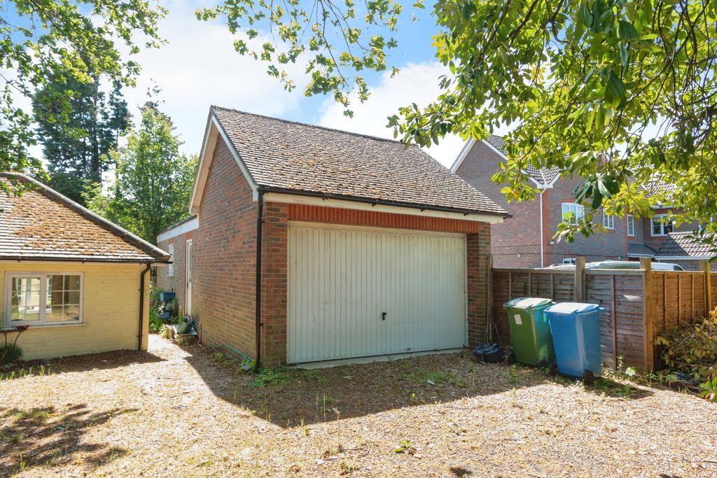 Property photo 3 of 14