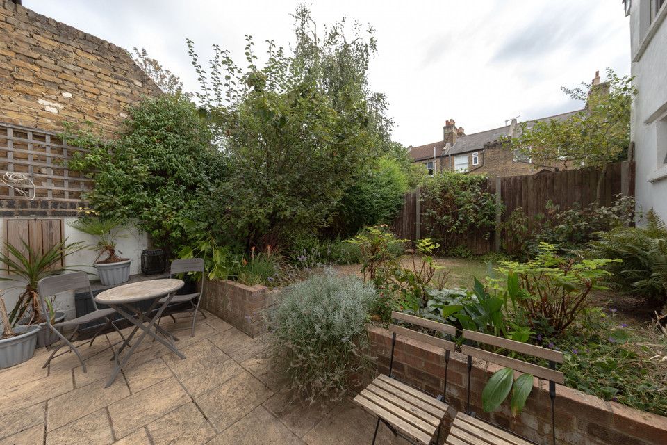 Property photo 1 of 24