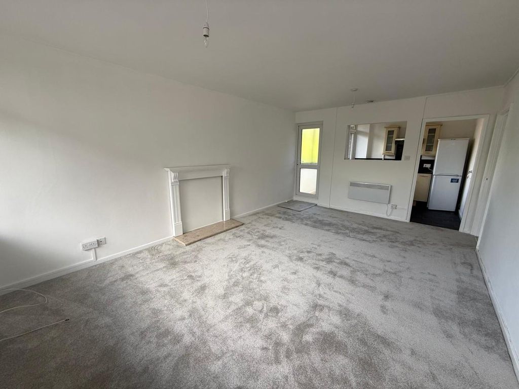 Property photo 3 of 6 Whatsapp Image 2026-05-15 At 12.06.03 Pmk.Jpeg