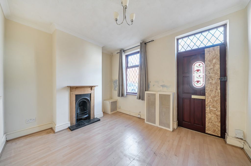 Property photo 3 of 14 3