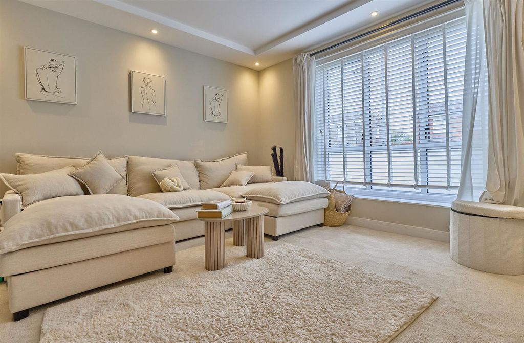 Property photo 3 of 14 Moore Rd Barwell_6.Jpg