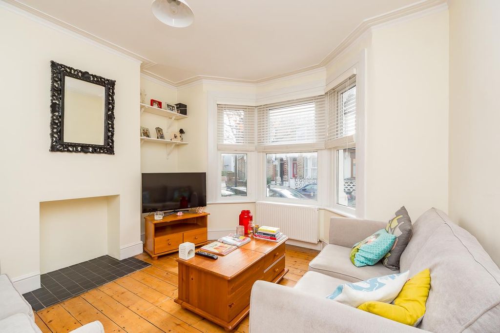 Property photo 3 of 20