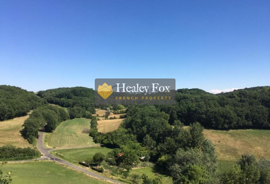 Property photo 2 of 30