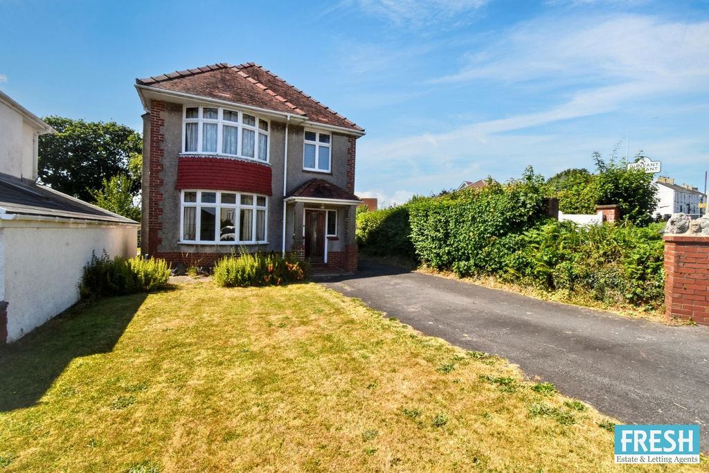 Property photo 1 of 26