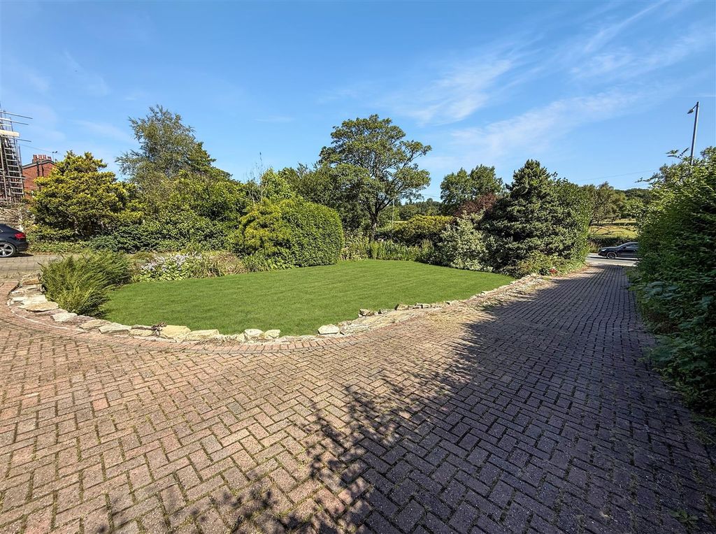 Property photo 3 of 17 1111.Jpg