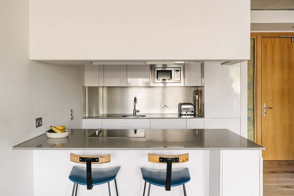 Property photo 2 of 10 Mentmore Terrace E8