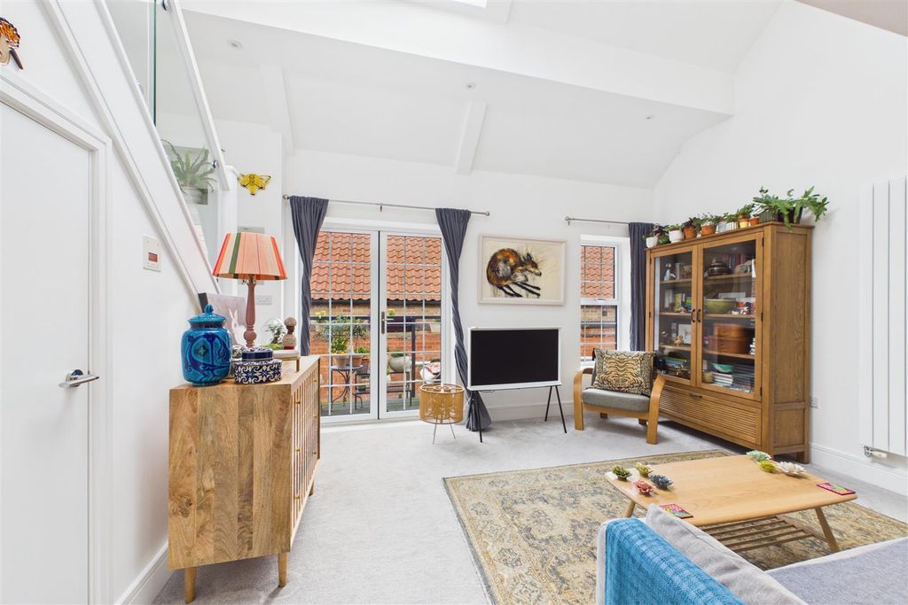 Property photo 1 of 19 Open Plan Living Kitchen