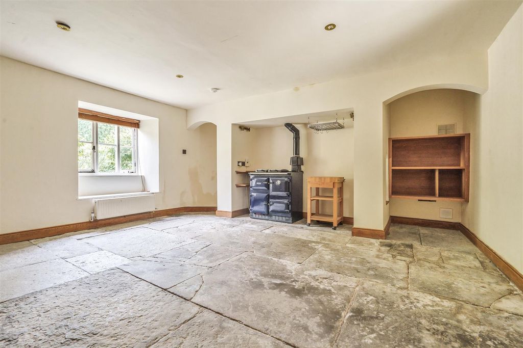 Property photo 2 of 11 Lounge/Diner