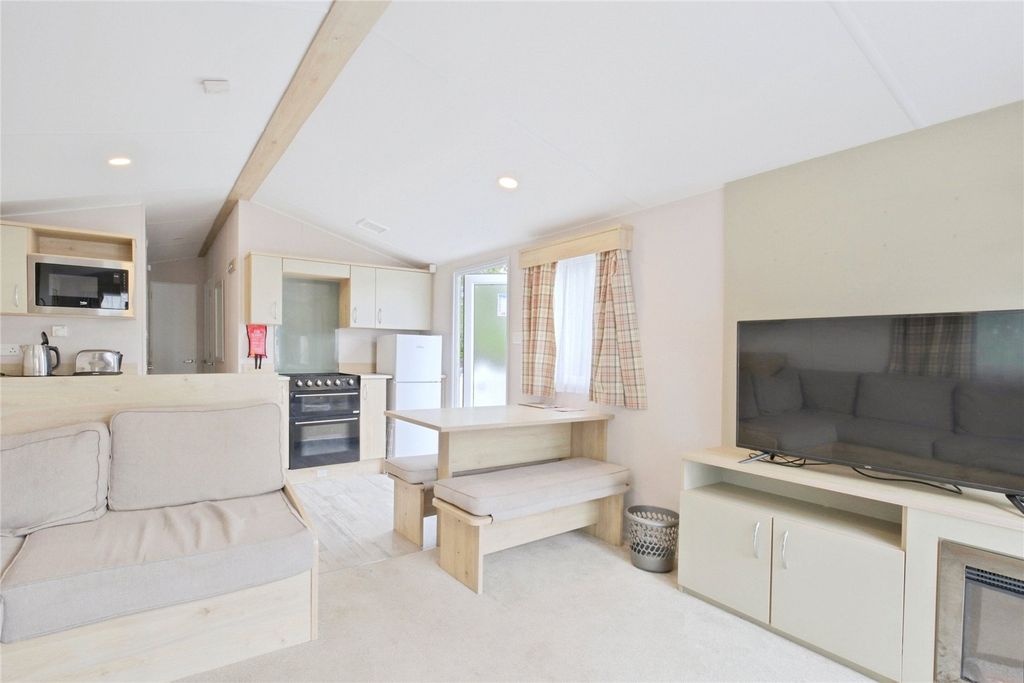 Property photo 3 of 19 Open Plan Living