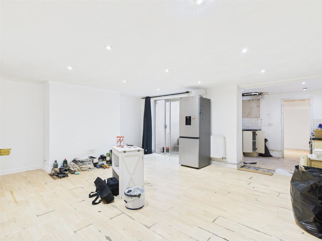 Property photo 2 of 5 Wnrylcbfqkgwcitmtgs-Nq.Jpg