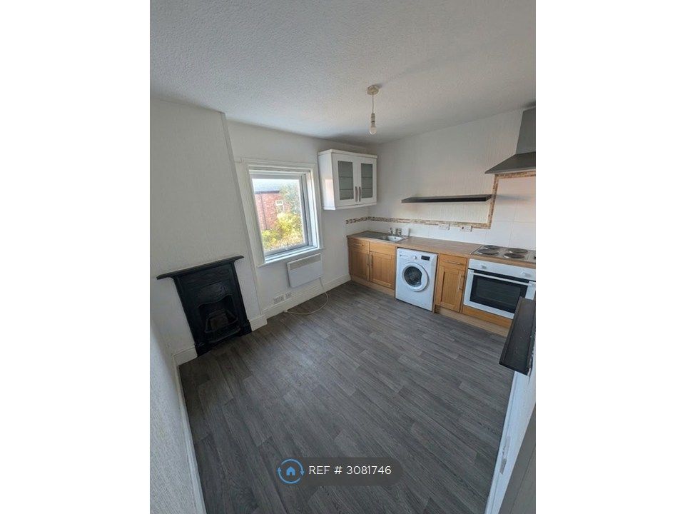 Property photo 1 of 3