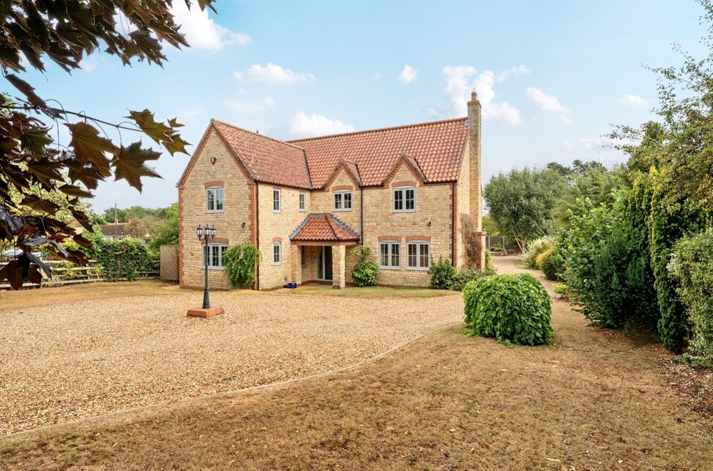 Property photo 1 of 38 1509914-1-1A0250809Ed6F