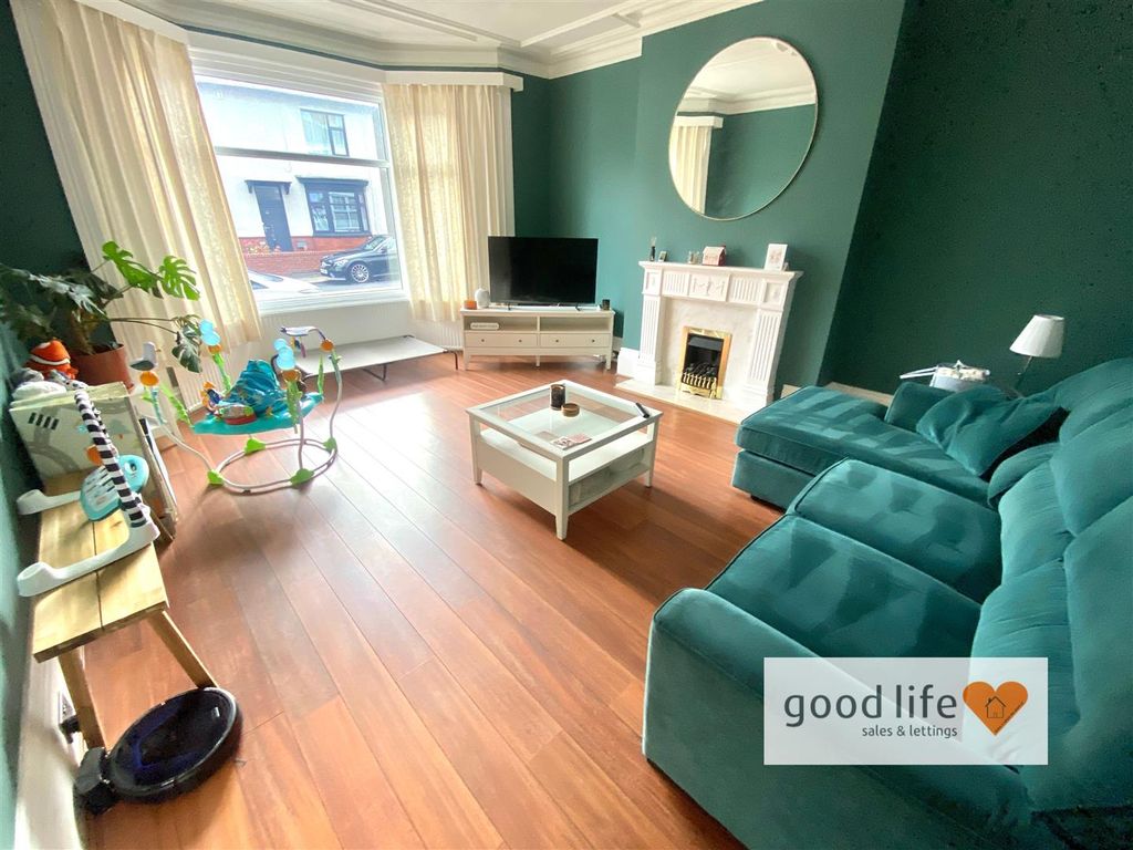 Property photo 2 of 17 20251031_120801991_Ios142Mount.Jpg