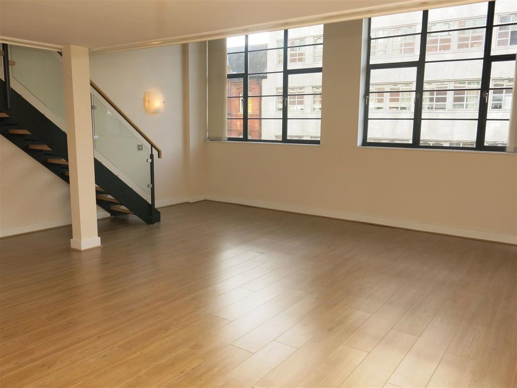 Property photo 1 of 5 Photo 01