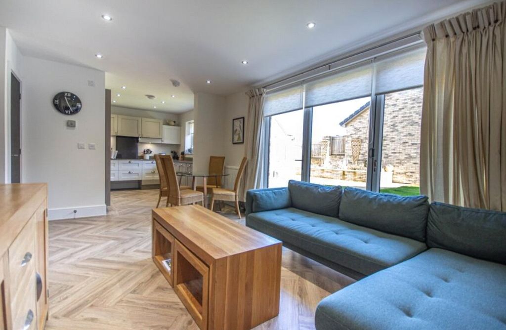 Property photo 1 of 9 Picture No. 07