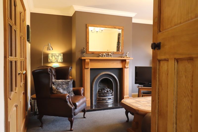 Property photo 3 of 18 Photo 17