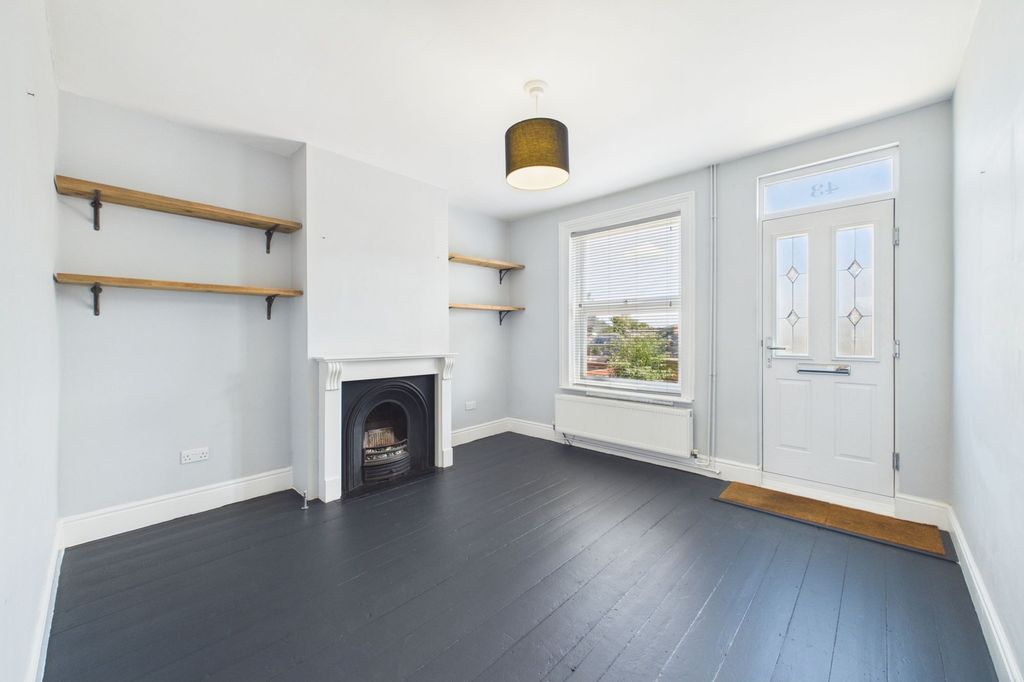 Property photo 1 of 21