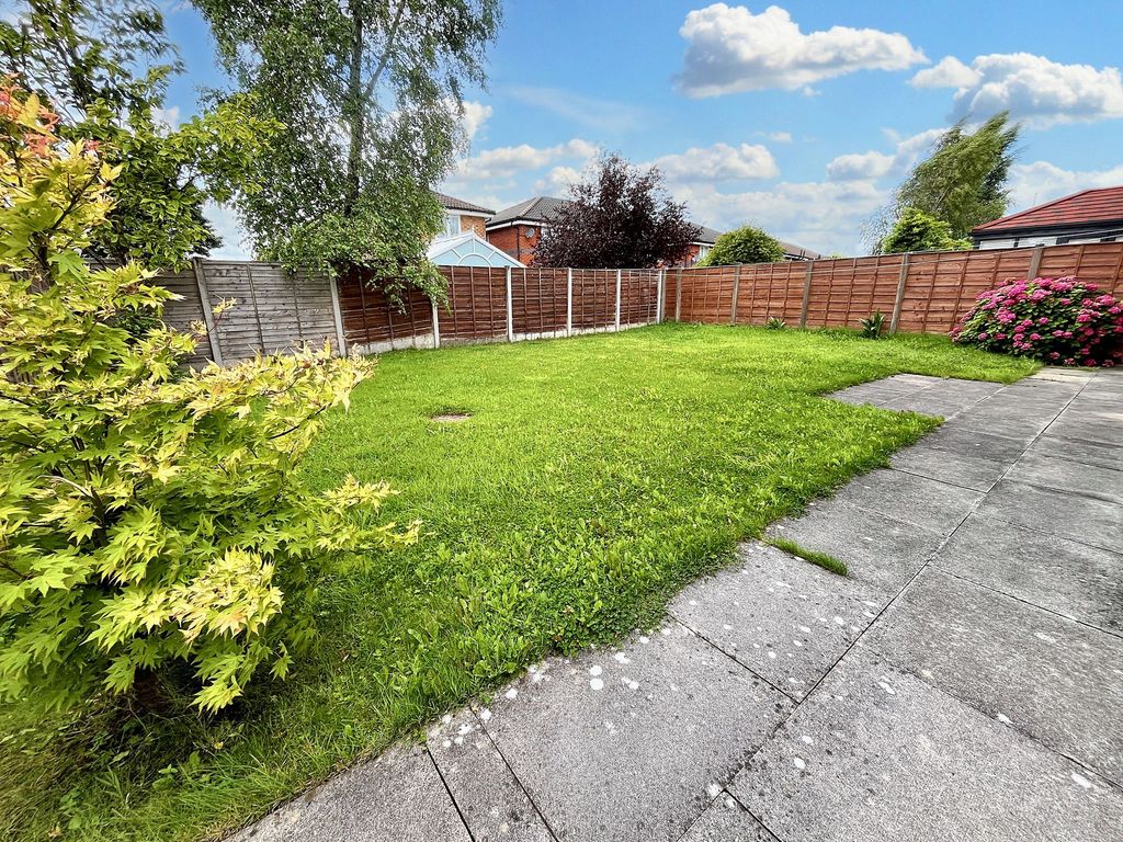 Property photo 2 of 30