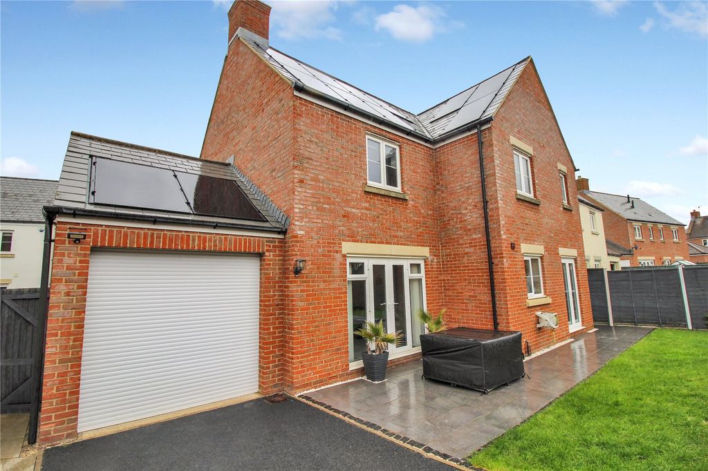 Property photo 1 of 20 Picture No. 23