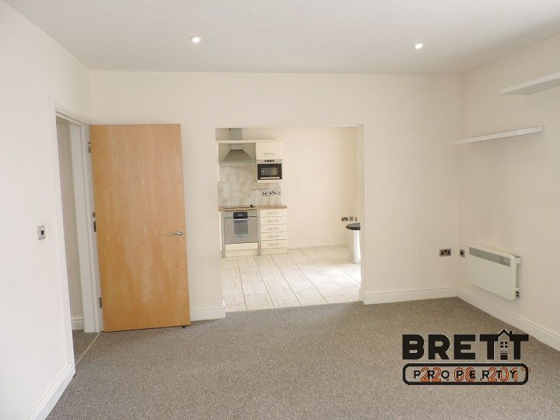 Additional image 15 of 6 bed flat for sale4 Victoria Road, Milford Haven, Pembrokeshire. SA73