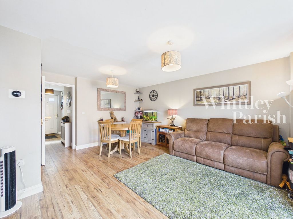 Property photo 3 of 19