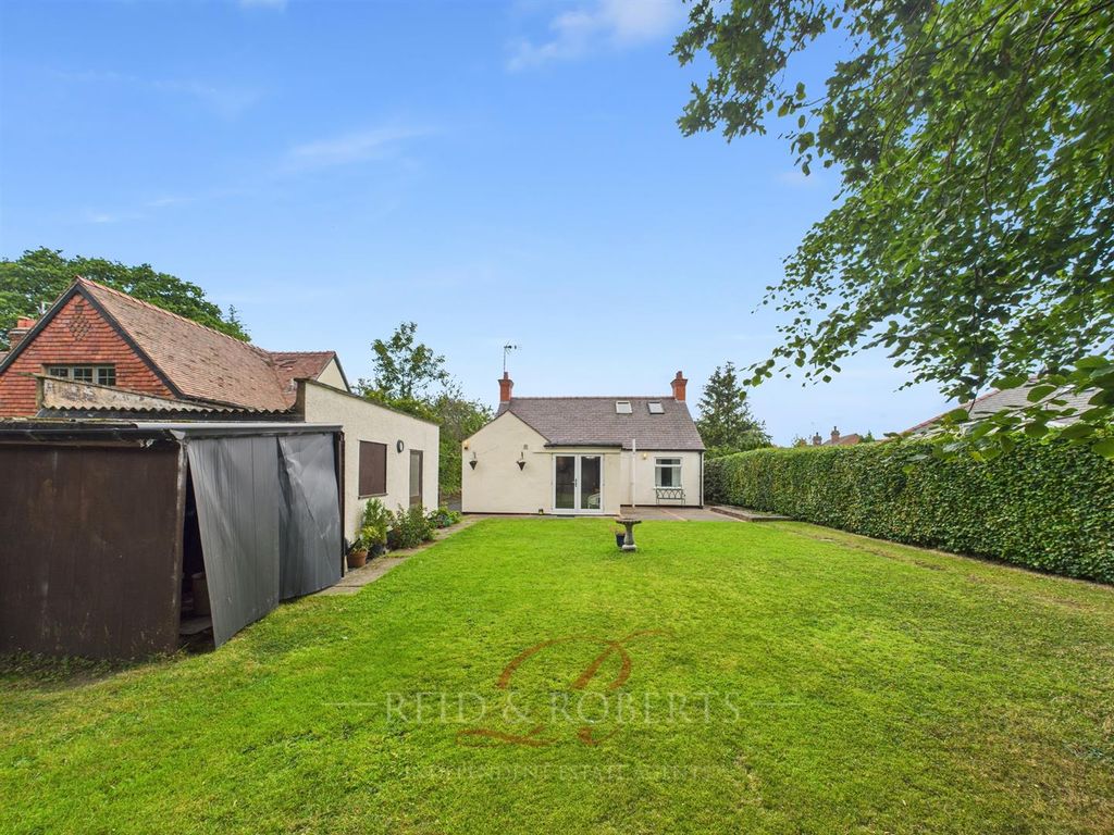 Property photo 2 of 16 Cam05148G0-Pr0055-Still032.Jpg