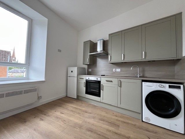 Property photo 1 of 5 Kitchen