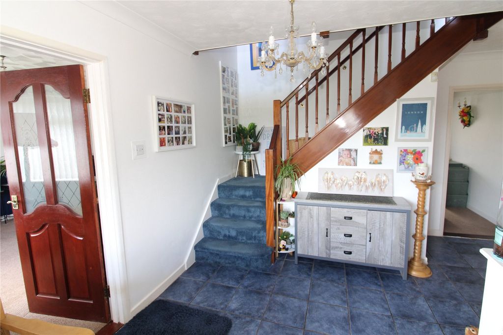 Additional image 22 of 5 bed detached house for saleThe Avenue, Fareham, Hampshire PO14