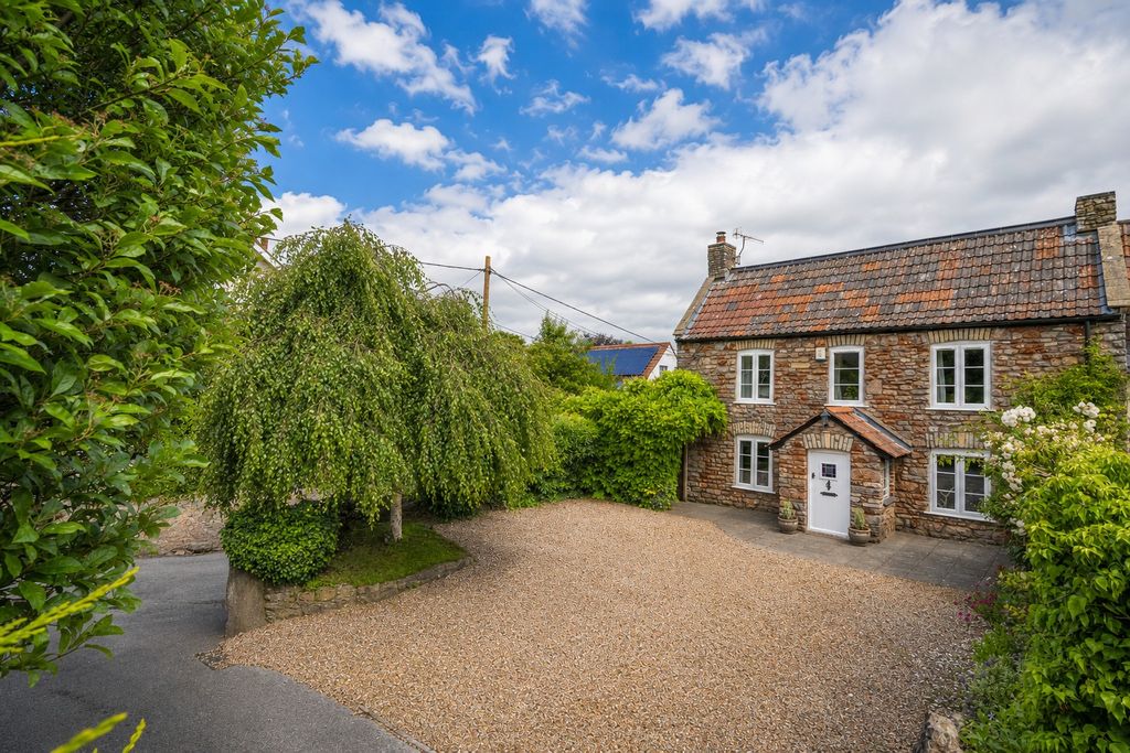 Property photo 1 of 24 5227471