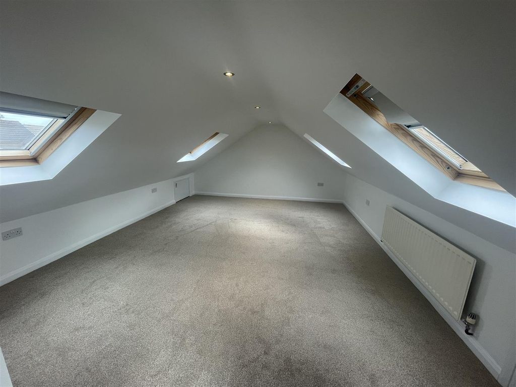 Property photo 3 of 16 1 Beech 4.Jpeg