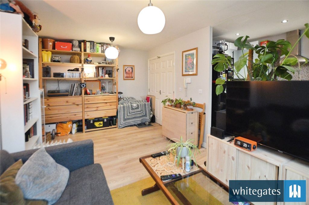 Property photo 2 of 14 Picture No. 01