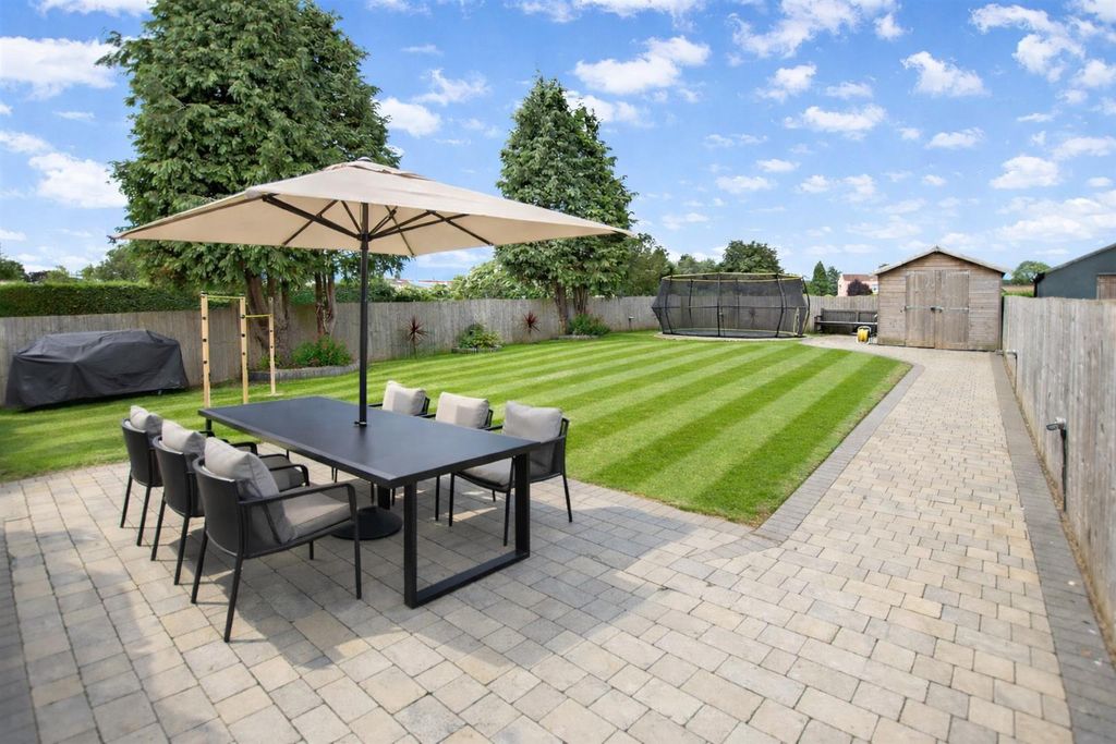 Additional image 17 of 5 bed detached house for saleMartcombe Road, Easton-In-Gordano, Bristol BS20