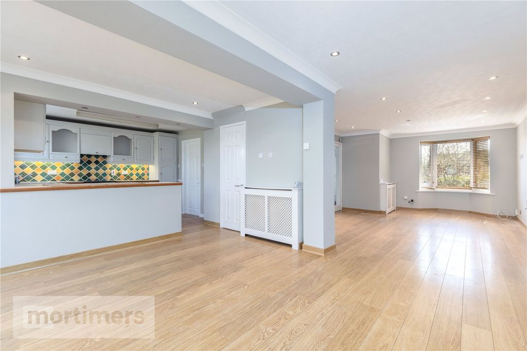 Property photo 2 of 30 Kitchen Dining Room