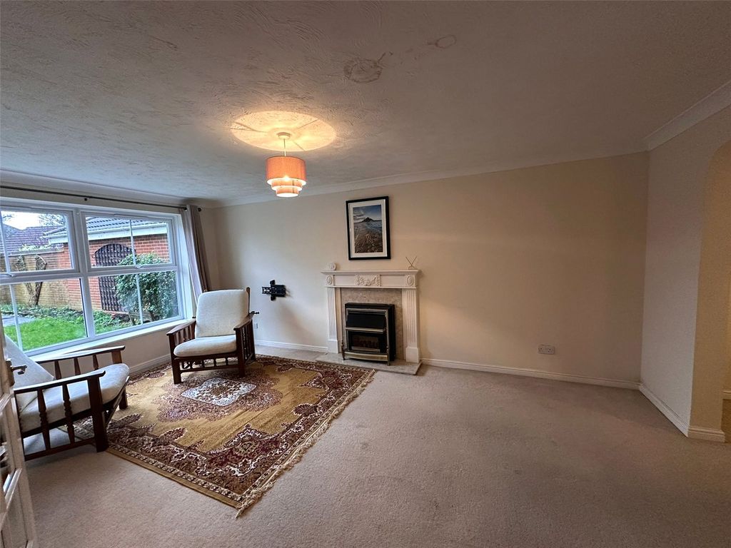 Property photo 3 of 22 Picture No. 21