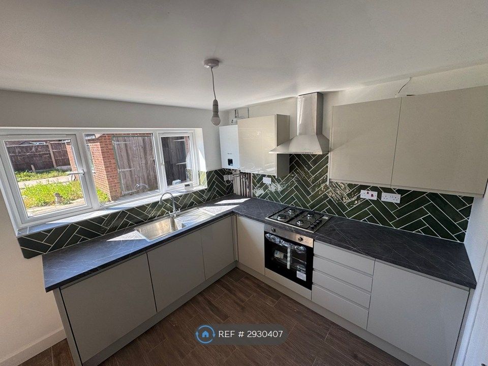 Property photo 1 of 35