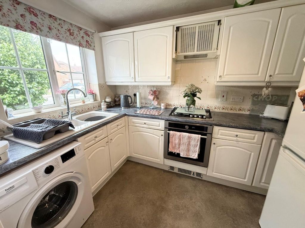 Property photo 3 of 16 13.Jpg