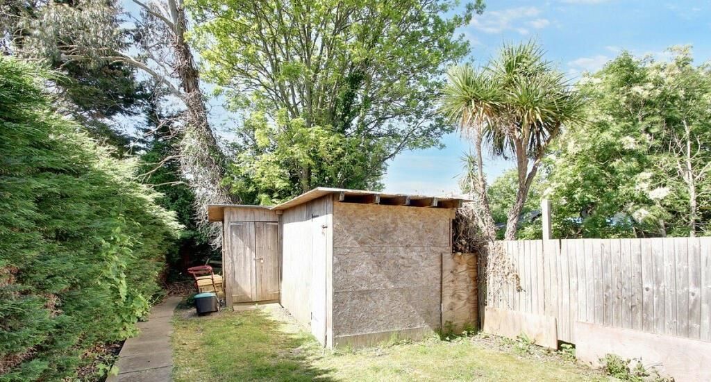 Property photo 3 of 6 Garden View
