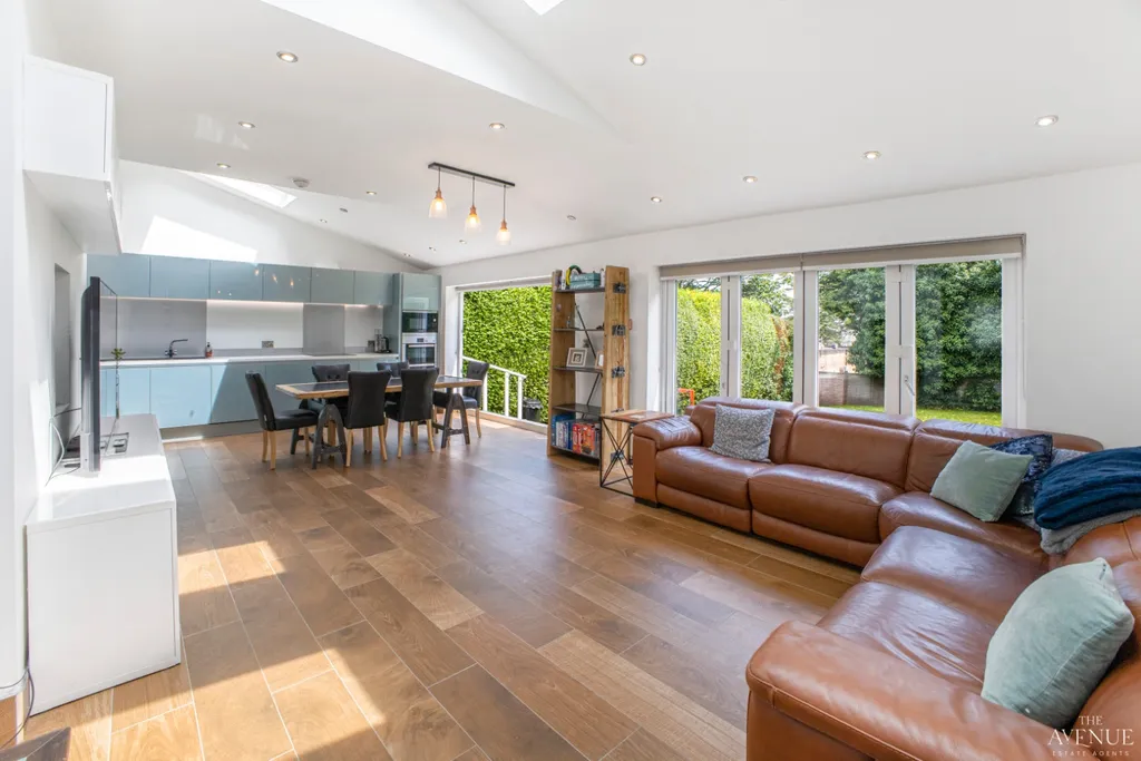 House in Sutton Coldfield, Maney - More