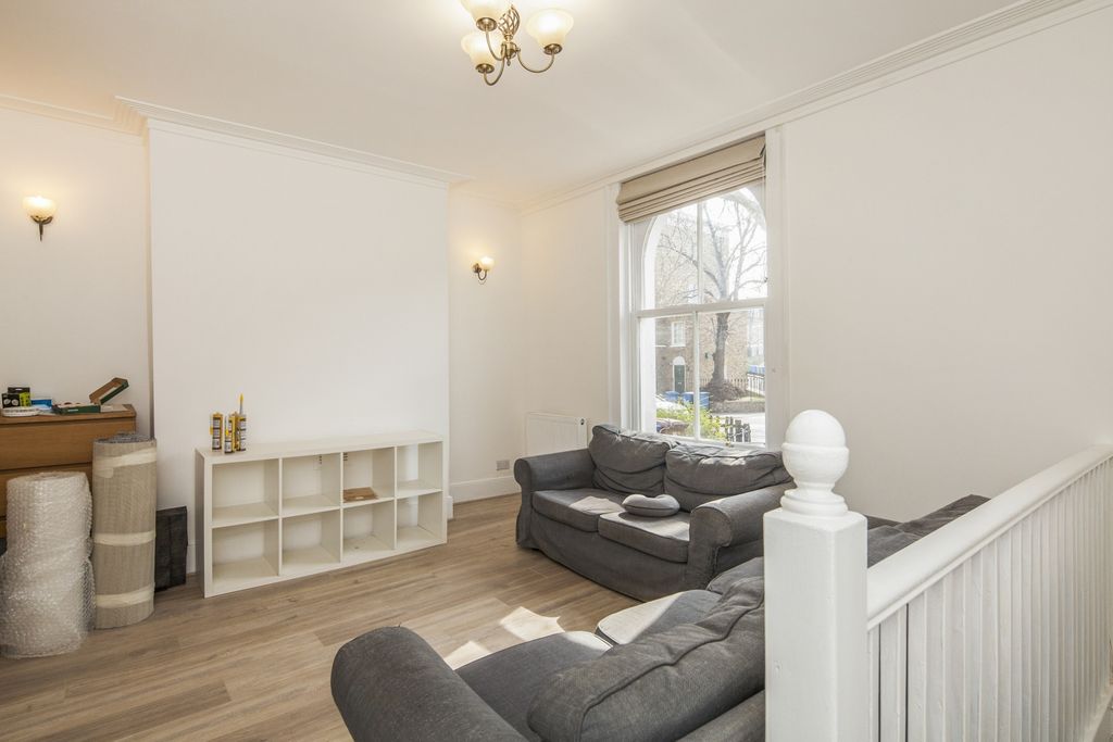 Property photo 2 of 10 Reception