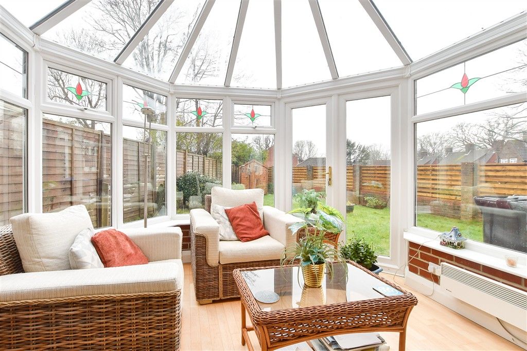 Property photo 3 of 12 Conservatory