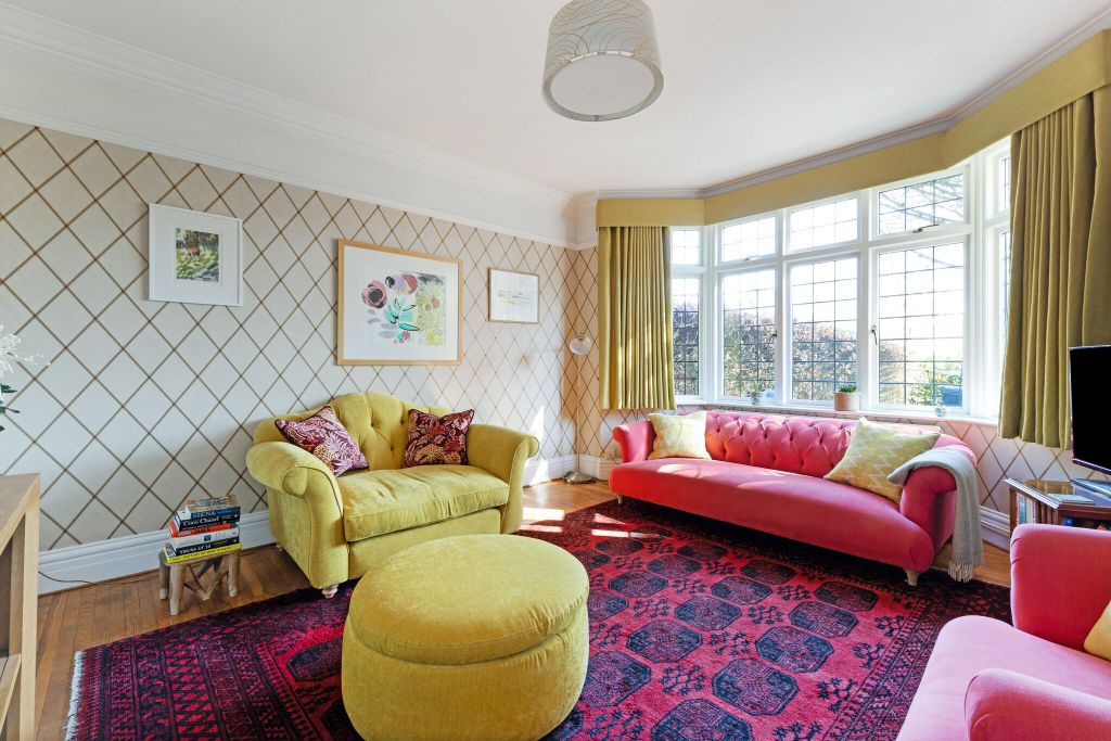 Property photo 2 of 22