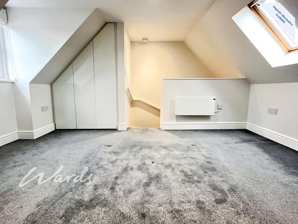 Property photo 2 of 10 Bedroom