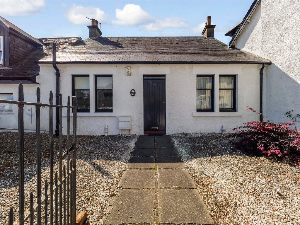 Property photo 1 of 21 Front