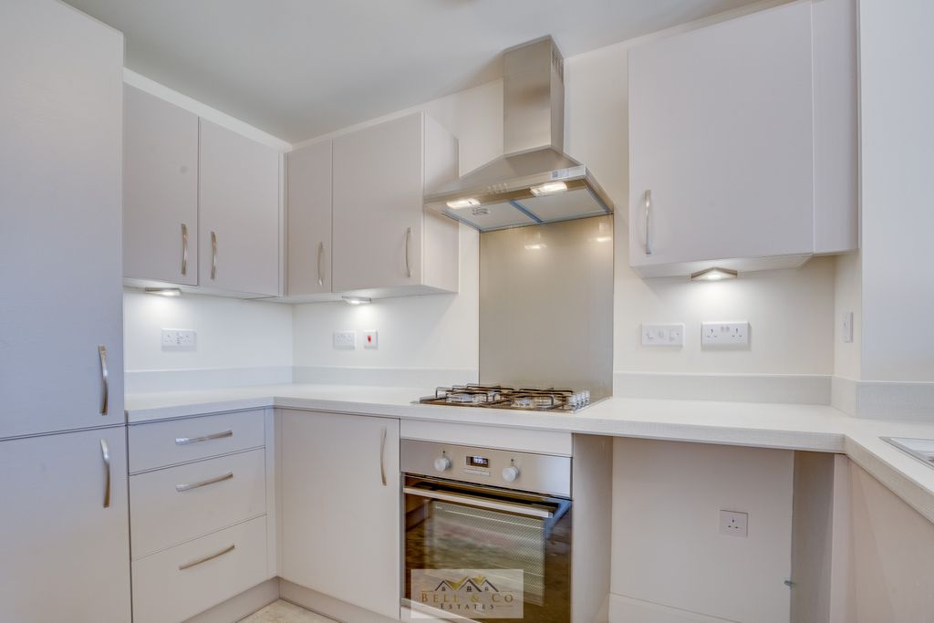 Property photo 2 of 31 Kitchen 1.2