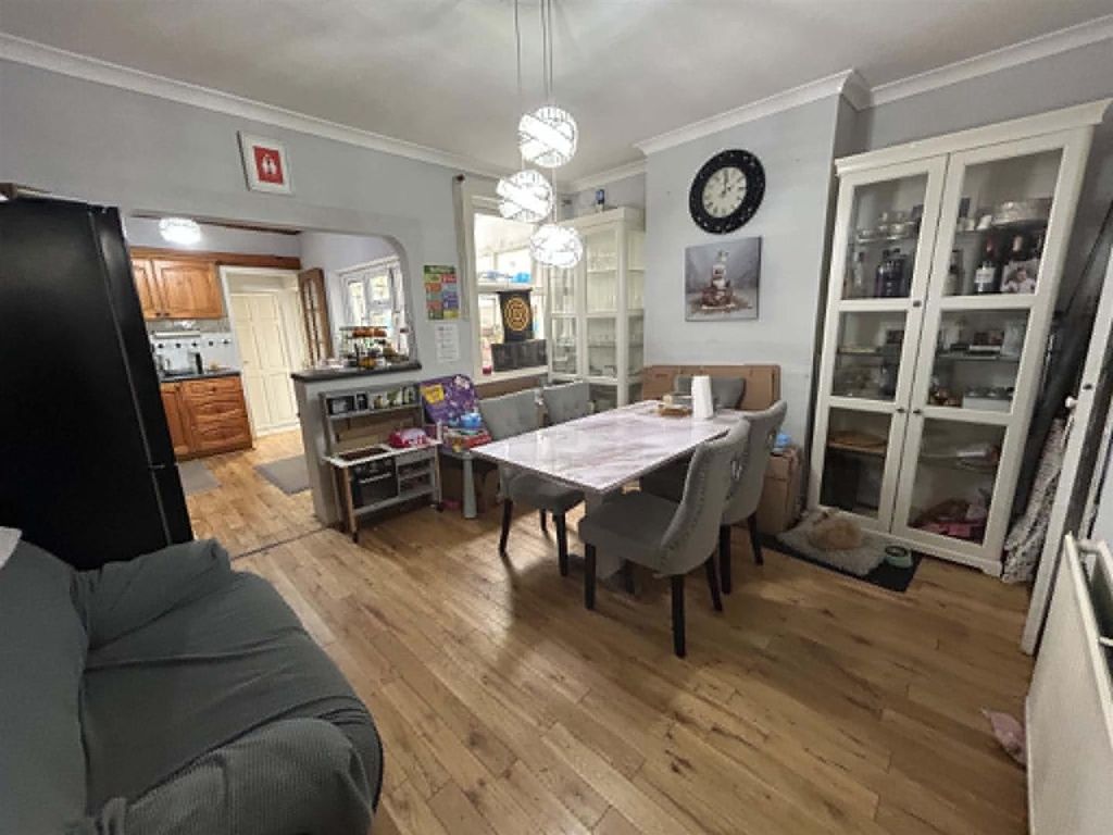 Property photo 3 of 12 Dining.Jpg