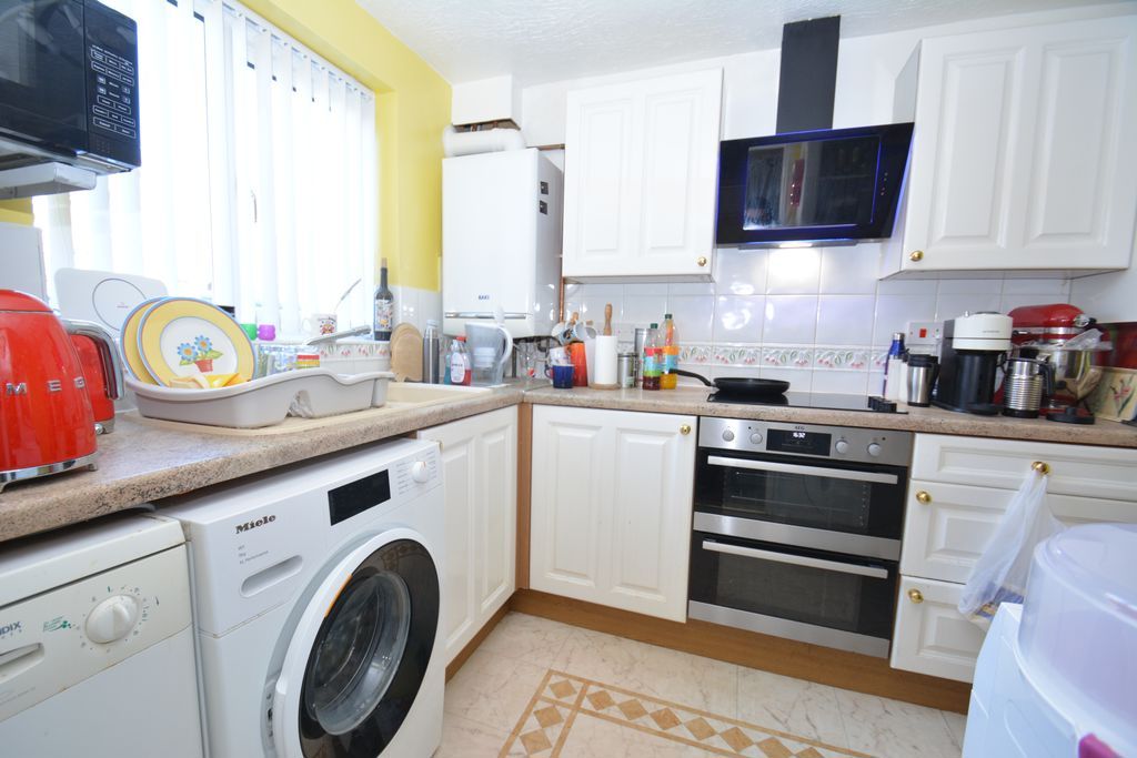 Property photo 3 of 10 Photo 9