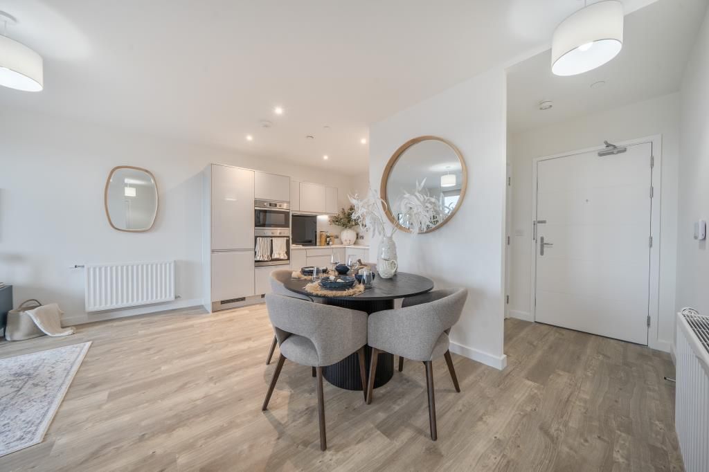 Property photo 2 of 18 Dining Area