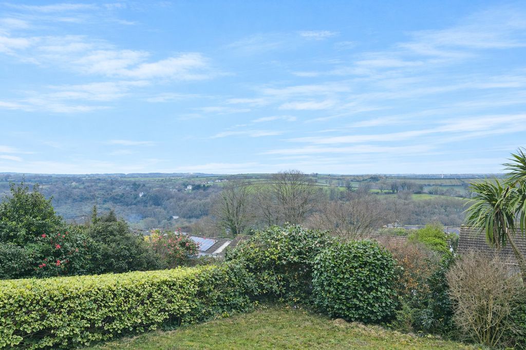 Property photo 2 of 21 Photo 2